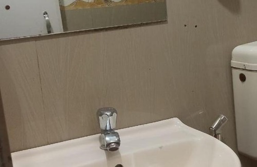 Gauravaddo Hotel | De Ritchita Palace