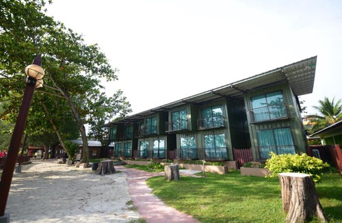 Kampung Kedawang Resort | Delta Chenang Resort
