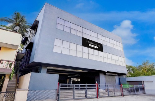 Nanganallur House | Deluxe Grace Complex