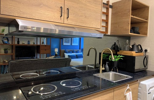 Kuantan Apartment | Deluxe Holiday Studio Suite @ Timurbay w/Seaview