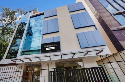 Whitefield House | Deluxe Itpl Prestige Shanti Niketan