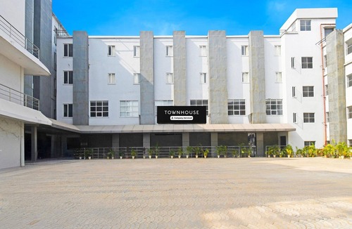 Bhubaneshwar House | Deluxe Mancheswar Bhubaneswar Kamla