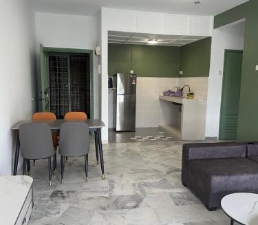 Baharu Apartment | Deluxe room marina View Villas