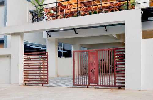 MVP Colony House | Deluxe Satya Sai Inn