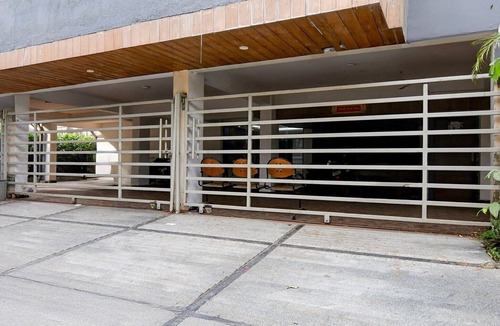 Patia House | Deluxe with BalconySAYHALLO PRIME RESIDENCY