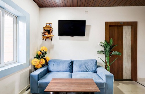 Bhubaneshwar House | Deluxe with Twin Bed hotelmbansal Residency