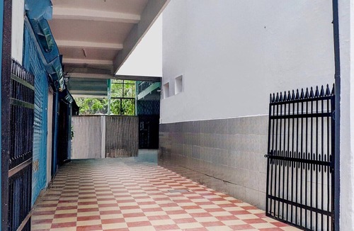 Bullawala House | DeluxeBhagwan Guest House