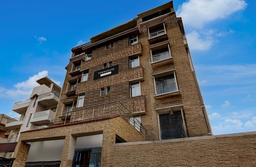 Danapur House | DeluxeHotel Pranjal Inn