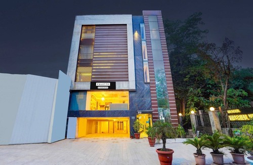 Lajpat Nagar House | DeluxeImperial Villa Delhi