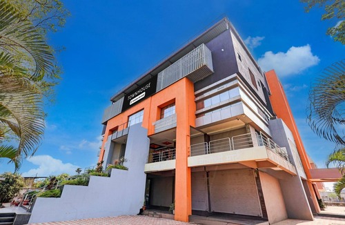 Satara House | DeluxeMatoshree Palace