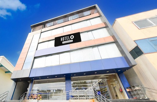 Hyderabad House | DeluxeSHREE SRINIVASA HOTEL
