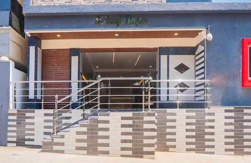 Gachibowli House | DeluxeSri Balaji Luxury rooms