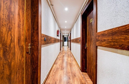 Civil Lines House | DeluxeStation View Hotel