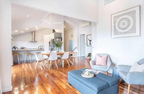 Mount Martha House | Devon Mt Martha Escape with Spa and Views