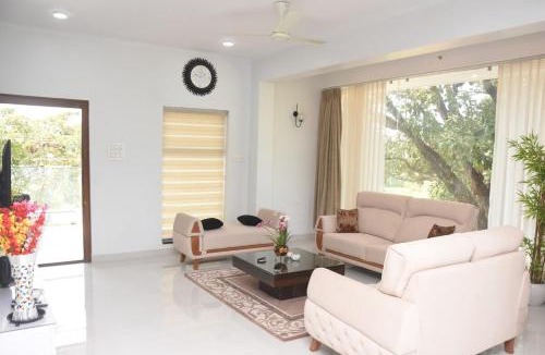 Bainguinim Villa | Devyani Villa | Luxury 4 BHK Villa with Pool