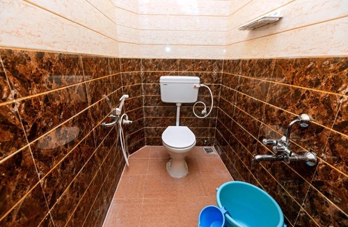 Moratandi Hotel | DGN Hotels Near Jipmer