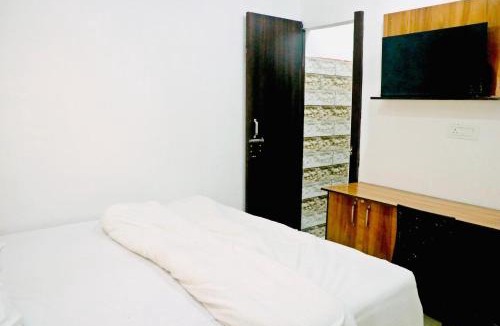 Bhiwani Hotel | Dh Hotel