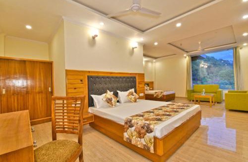 Bhagsu Nag Apartment | Dharamshala Retreat hotel Pine view#Free Parking#cricket stadium 5 km#Mountain View