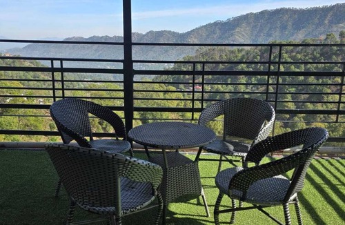Dharampur Apartment | Dharvi Kasauli Heavens