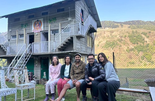 Gunehr House | Dhauladhar Woodhouse