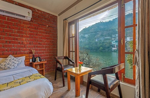 Bhimtal Hotel | Dimmys By the Lake Bhimtal