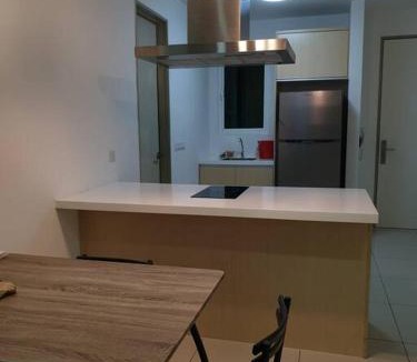 Kampung Batu Maung Apartment | Direct QBM & IKEA *Highfloor Sunrise Seaview Condo