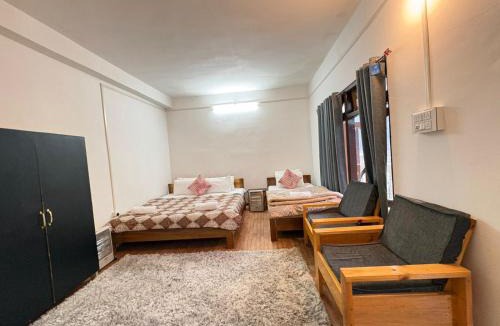Bomdila Hotel | Divine Homestay Dirang