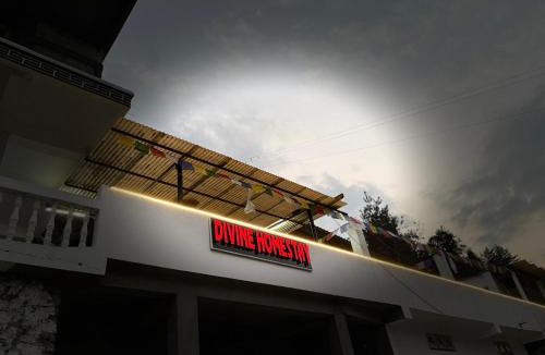 Bomdila Hotel | Divine Homestay Dirang