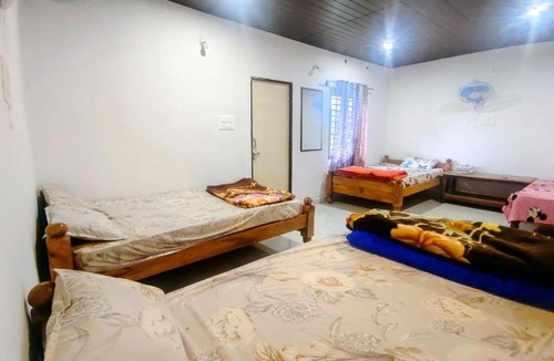 Mudigere House | Doddagadde Homestay and Villas - Near to Ettina Bhuja trek and falls