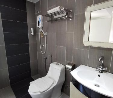Klang Hotel | Dolphin Hotel