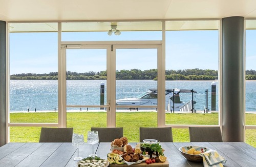 Yamba House | Dolphin View - Elegant Waterfront Haven with Private Pontoon - Holiday Yamba
