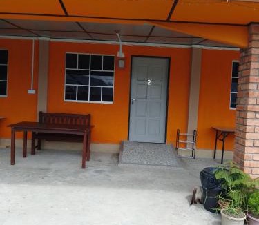 Kundasang Apartment | Dongorit Cabin 2 The three rooms