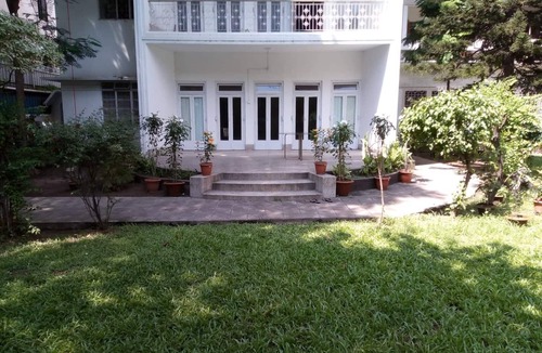 Dhanmondi Villa | Double/Twin room with en-suite in a Vintage Villa with a Garden & a long balcony