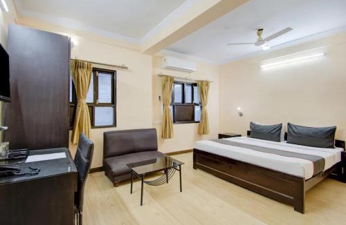 Ballygunge Hotel | Dover Inn By BookMeriHotel