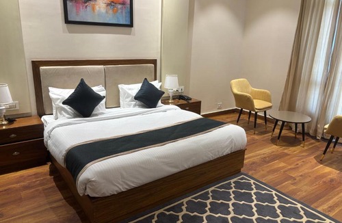 Siswan Hotel | Dreamz inn & suite