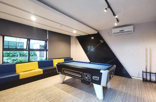 Kempas Apartment | DSummit 3bedroom WiFi Netflix 5 Pax
