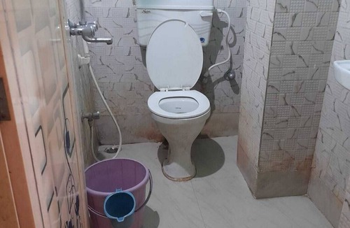 Kalighat Hotel | Duniya Guest House