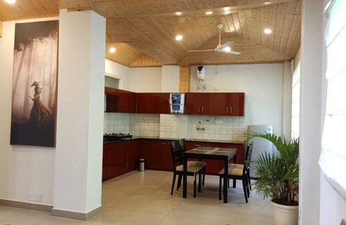 Kumarhatti Hotel | Dunn Perk Manor