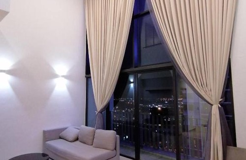 Klang Apartment | Duplex Condo With Lots Of Entertainment Facilities Around!