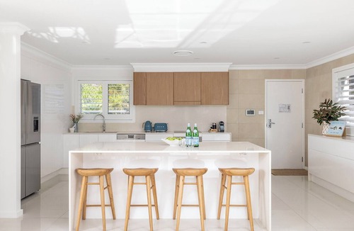 Nelson Bay House | Dutchies Getaway – Elegant Family Home by the Water