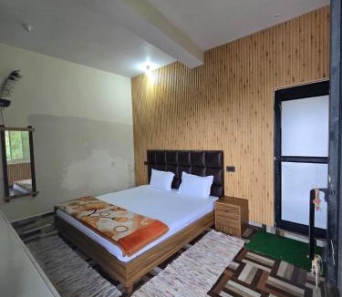 Ranikhet Hotel | DWARIKA HOTEL