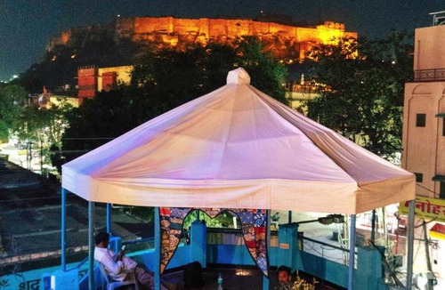 Jodhpur Bed & Breakfast | Dylan Cafe And Guest House