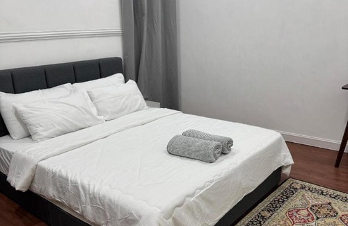 Kuala Langat District House | Dynz Cottage