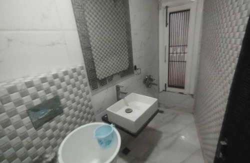 Delhi Apartment | East Delhi Stays Inn.