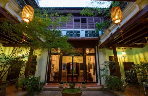 Historic George Town Hotel | East Indies Mansion