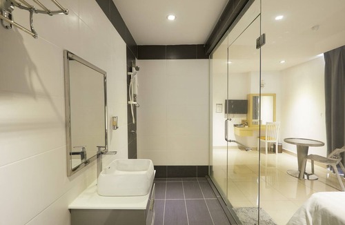 Sekinchan Hotel | East Sun Hotel Sekinchan