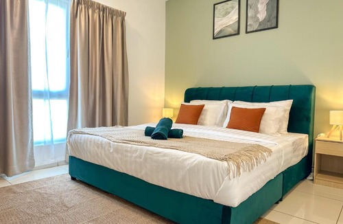 Shah Alam Apartment | Easy Check in Emira Residence for 2 to 4 pax