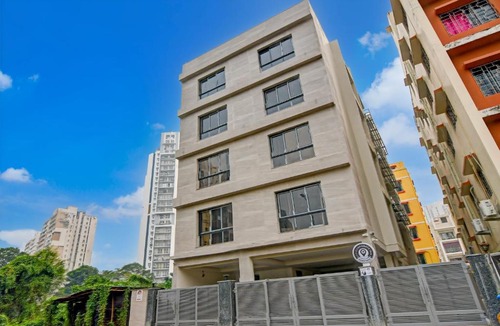 New Town Hotel | Eco Corporate Inn 3 By Carlton Suites