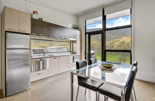 Crackenback Ski Chalet | Ecocrackenback Luxe Chalet 3