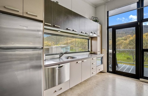 Crackenback Ski Chalet | Ecocrackenback Luxe Chalet 3